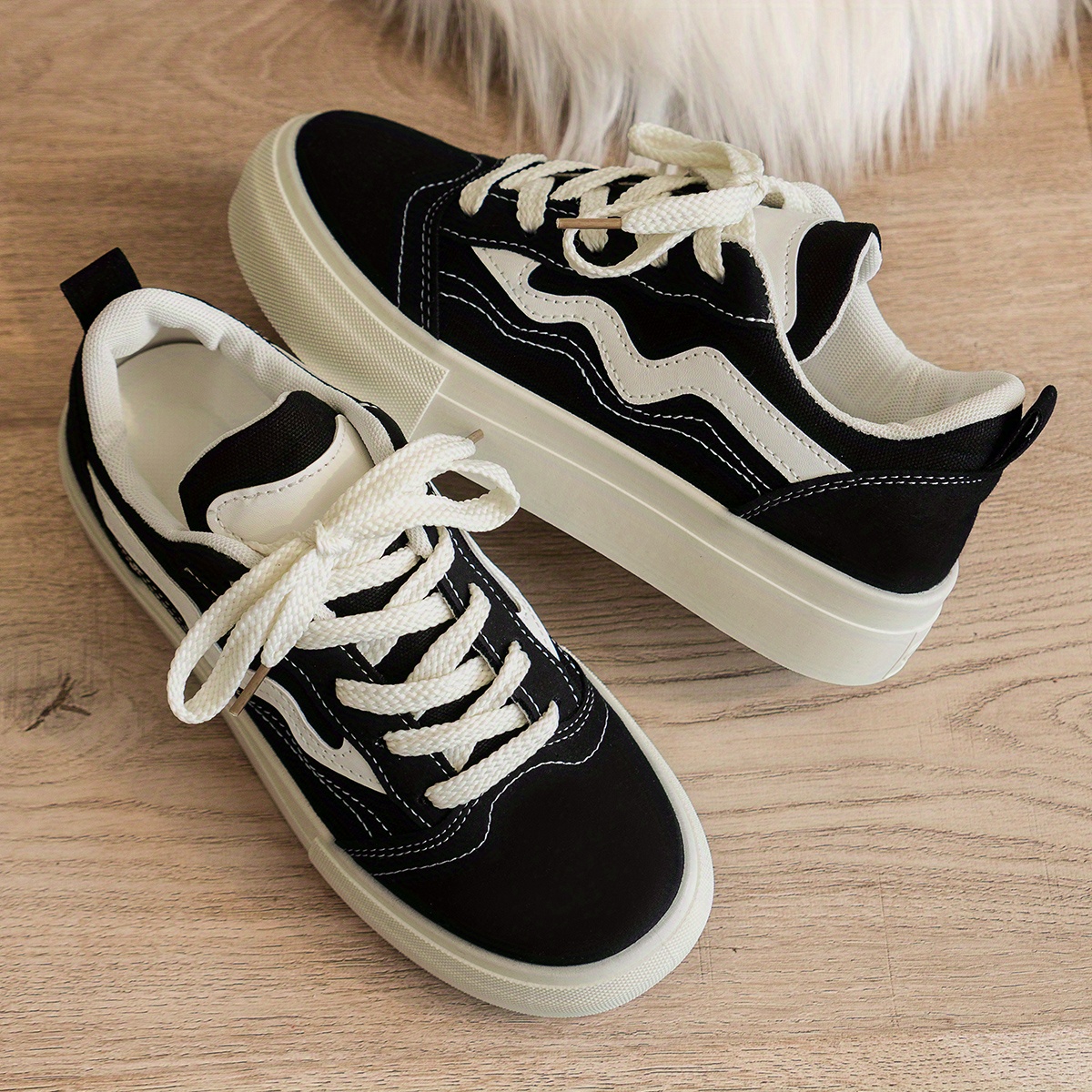 womens platform canvas shoes casual lace up low top platform sneakers all match skate shoes details 4