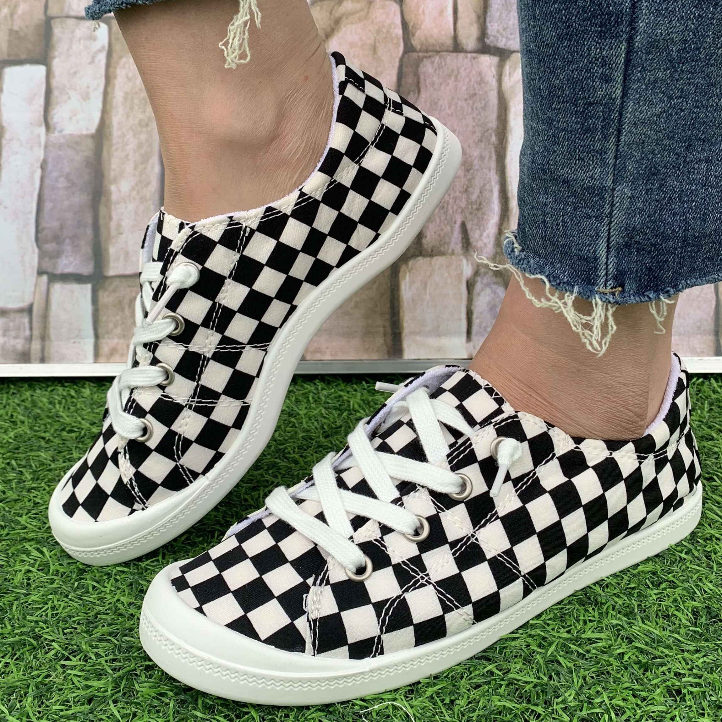 checkerboard pattern canvas shoes women s casual lace details 2