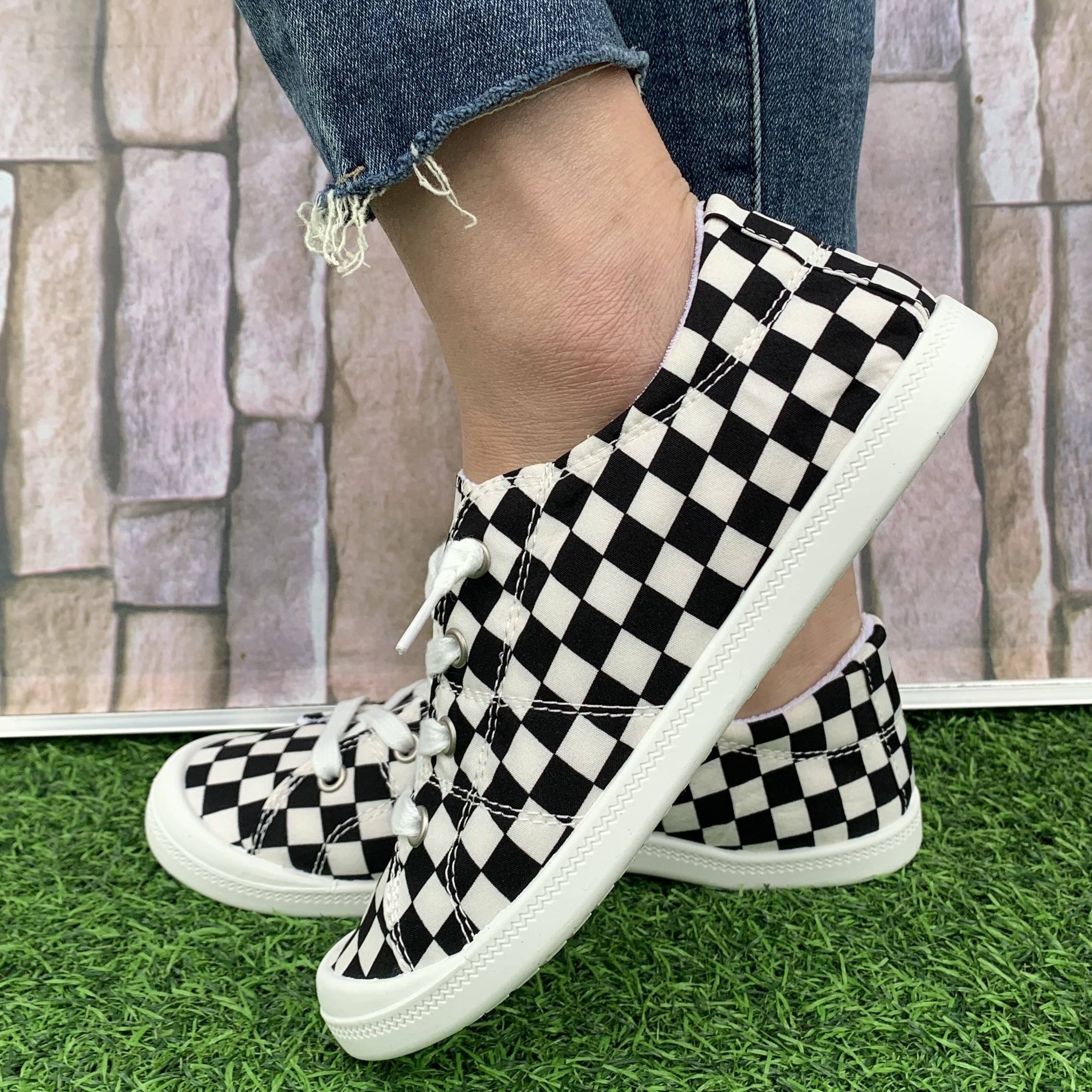 checkerboard pattern canvas shoes women s casual lace details 4