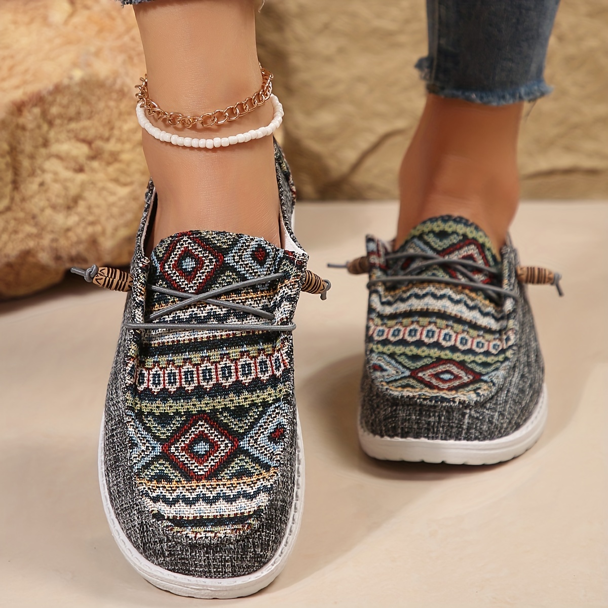 geometric pattern canvas shoes women s casual lace outdoor details 4