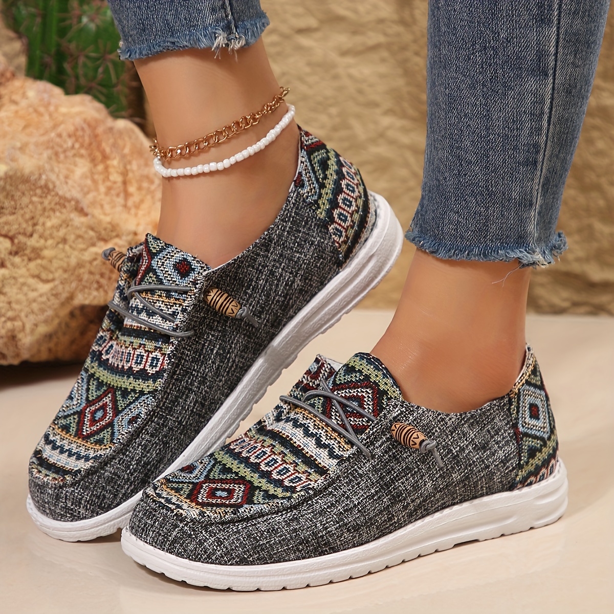 geometric pattern canvas shoes women s casual lace outdoor details 5